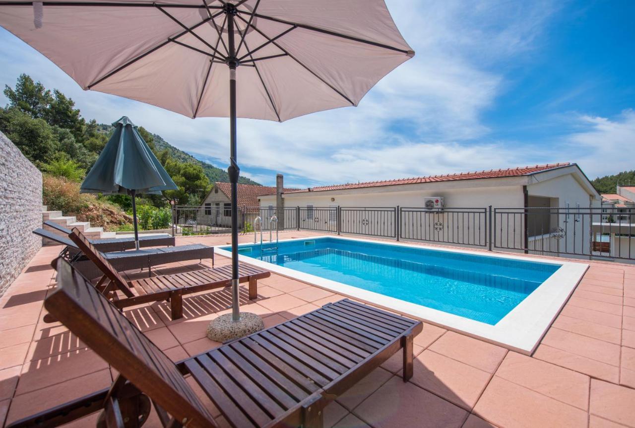 Petracie Apartment Drvenik (Split-Dalmatia)