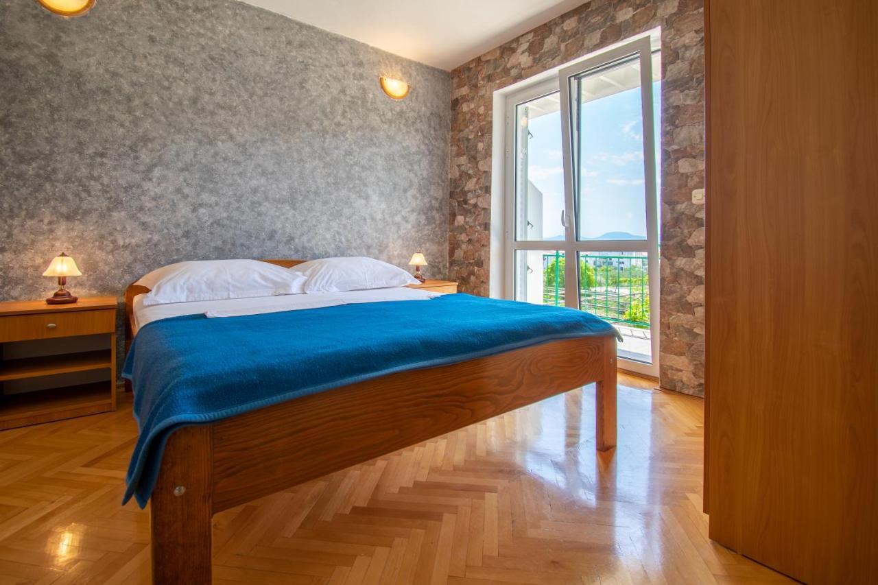 Petracie * Drvenik (Split-Dalmatia)
